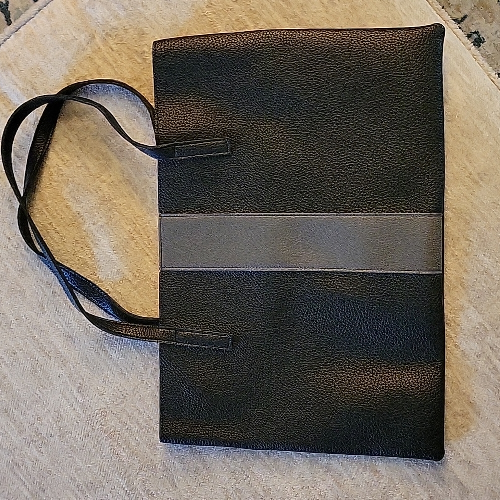 Vince Camuto Tote